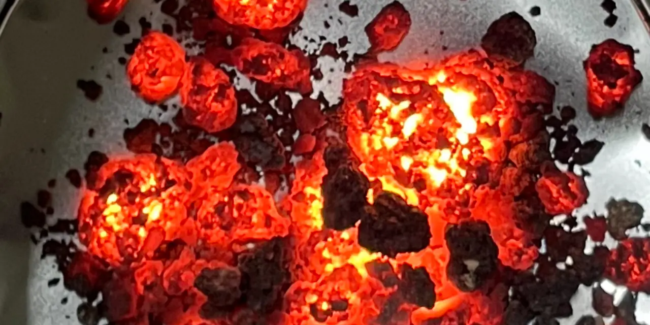 Clinker produced with plasma generator in Kiln Zero rotary kiln. 